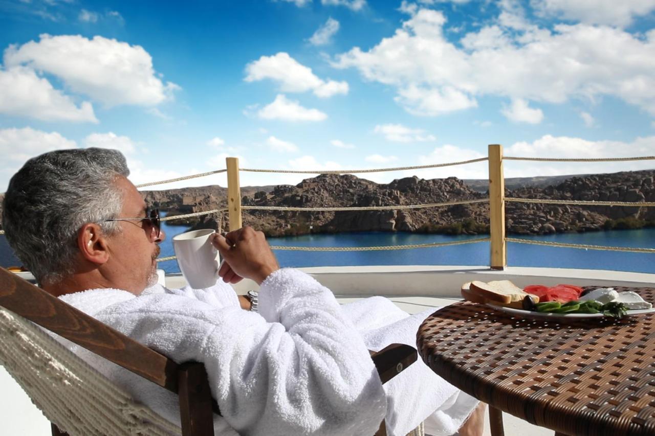 Benben By Dhara Hotels - Adults Only Асуан Екстер'єр фото A guest at the Dead Sea Spa Magdiel