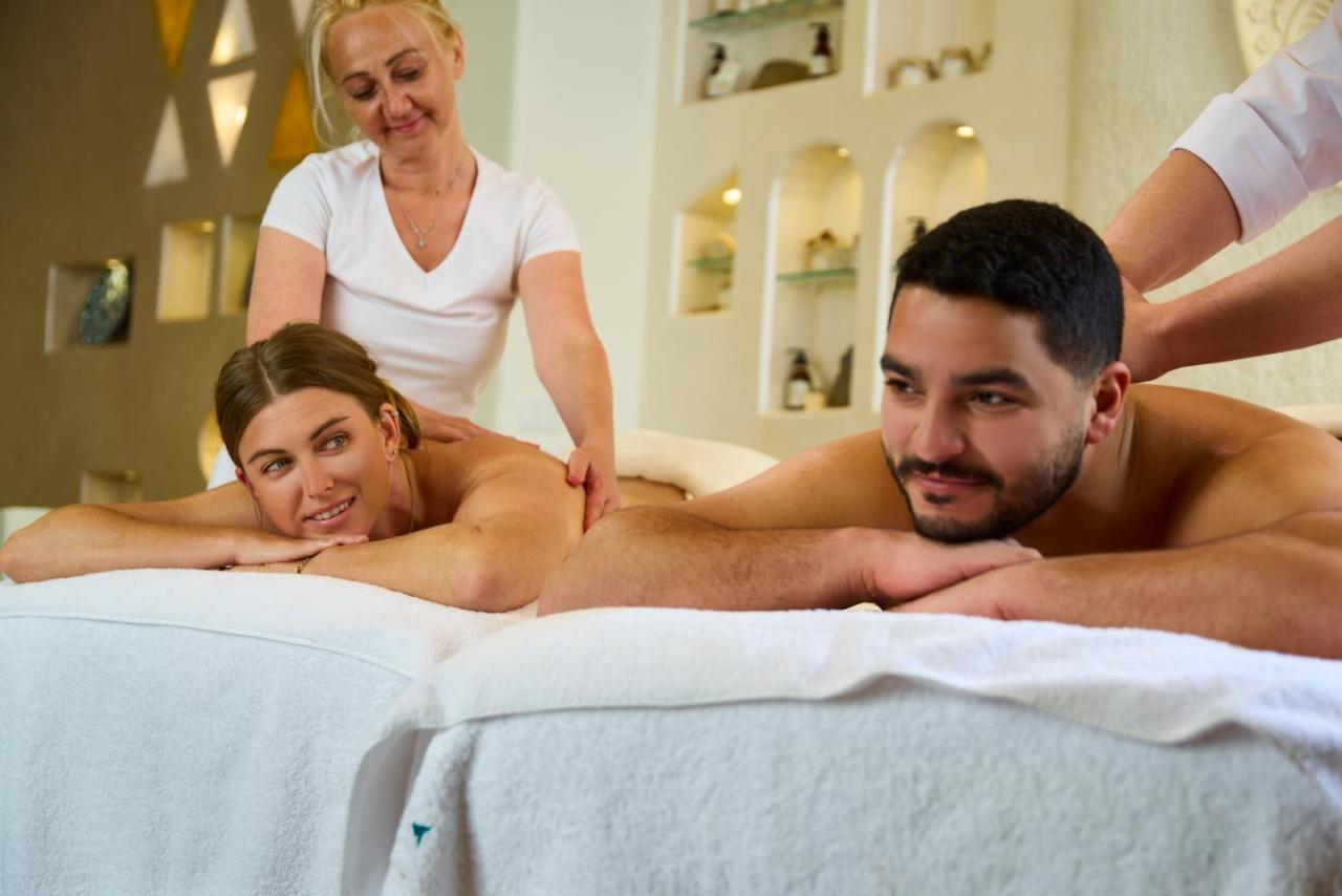 Benben By Dhara Hotels - Adults Only Асуан Екстер'єр фото Massage therapists working on a couple